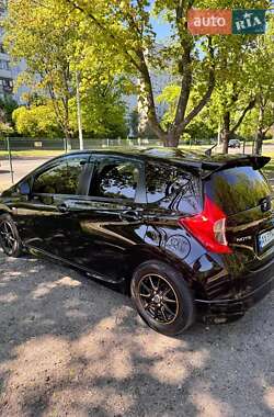 Хэтчбек Nissan Note 2013 в 