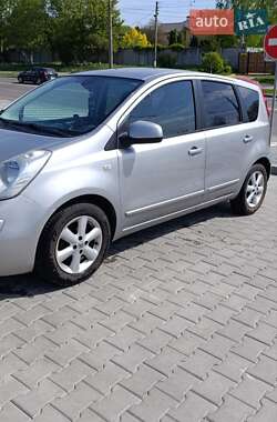 Хэтчбек Nissan Note 2008 в Полтаве