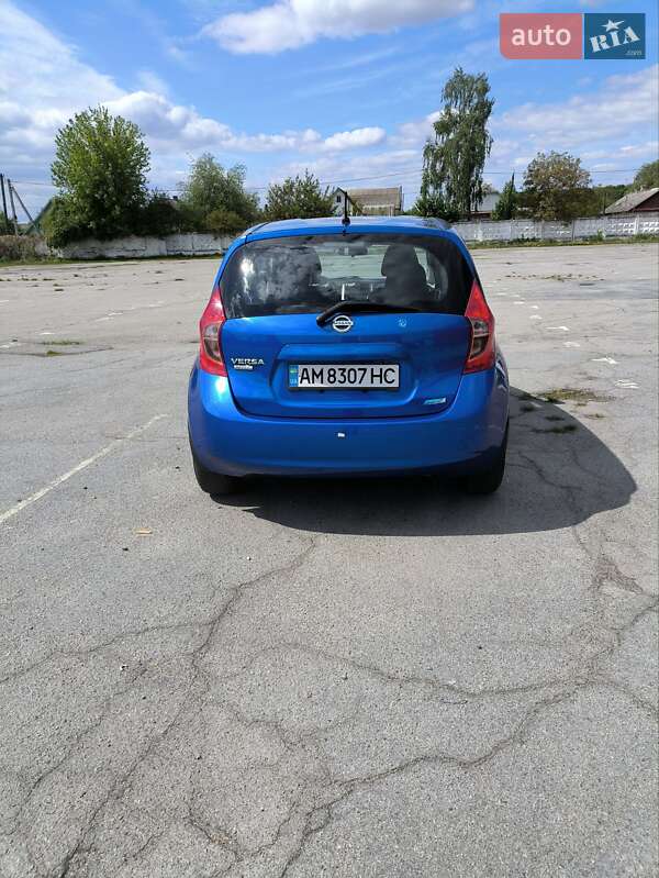 Хэтчбек Nissan Note 2014 в Звягеле