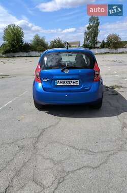 Хэтчбек Nissan Note 2014 в 