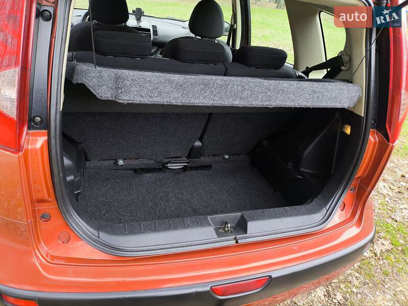 Хетчбек Nissan Note 2006 в Вінниці