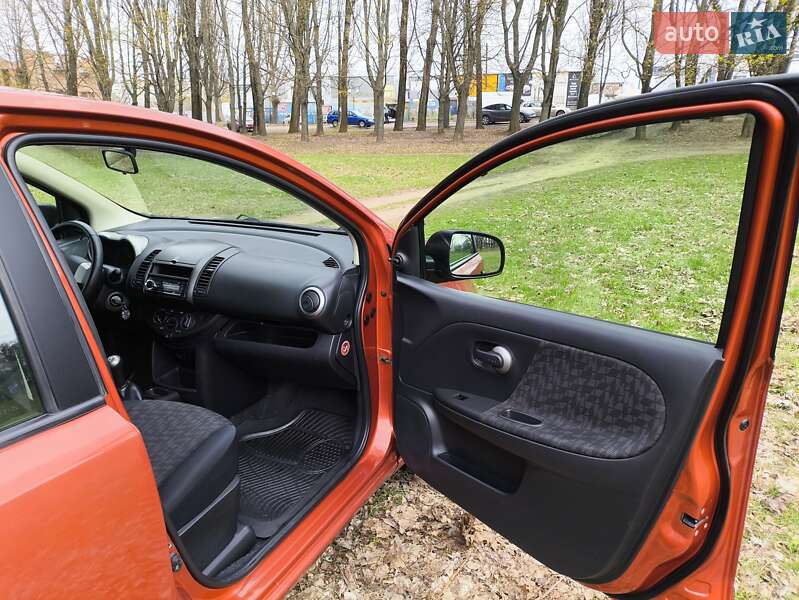 Хетчбек Nissan Note 2006 в Вінниці
