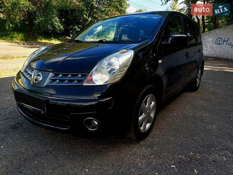 Хетчбек Nissan Note 2007 в Кам'янському