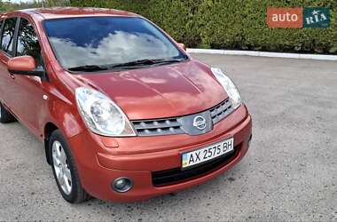 Хетчбек Nissan Note 2007 в 