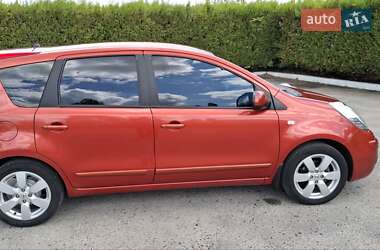 Хетчбек Nissan Note 2007 в 