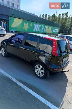 Хэтчбек Nissan Note 2008 в 