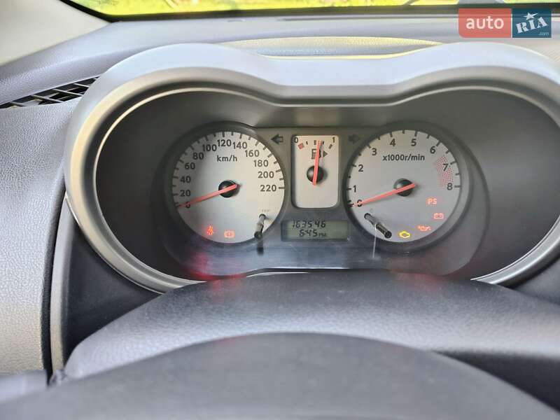 Хетчбек Nissan Note 2009 в Вараші фото 2 Хетчбек Nissan Note 2009 в Вараші