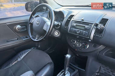 Хэтчбек Nissan Note 2007 в 