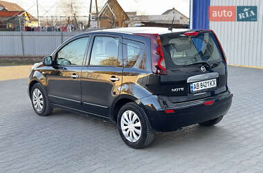 Хетчбек Nissan Note 2011 в 