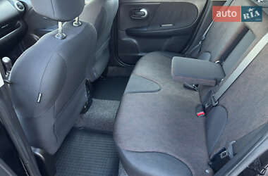 Хетчбек Nissan Note 2011 в 