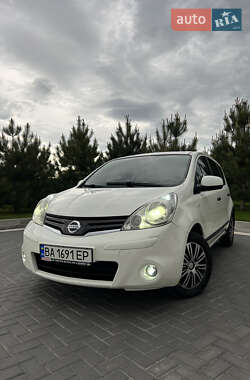 Хэтчбек Nissan Note 2012 в Кропивницком
