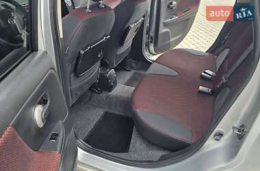 Хэтчбек Nissan Note 2008 в 