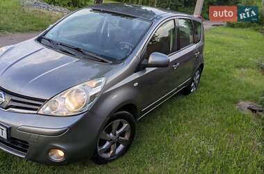 Хэтчбек Nissan Note 2010 в Турбовом