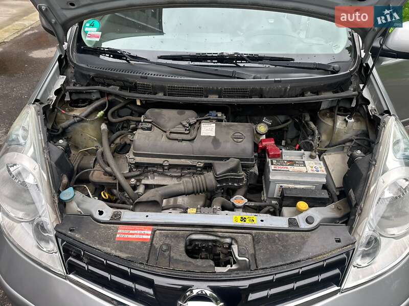 Хэтчбек Nissan Note 2010 в Львове