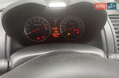 Хэтчбек Nissan Note 2013 в 