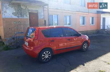 Хэтчбек Nissan Note 2008 в 