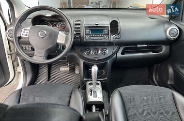Хэтчбек Nissan Note 2013 в 