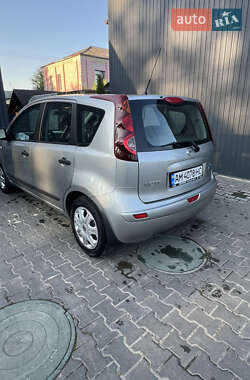 Хэтчбек Nissan Note 2010 в Виннице