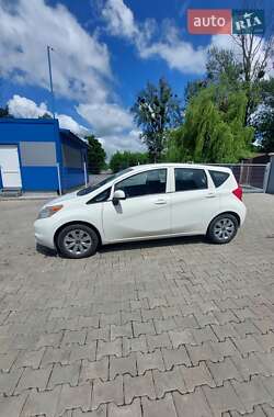 Хэтчбек Nissan Note 2013 в 