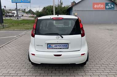 Хетчбек Nissan Note 2012 в 