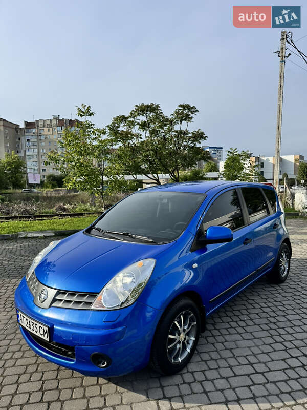 Хэтчбек Nissan Note 2008 в Ивано-Франковске