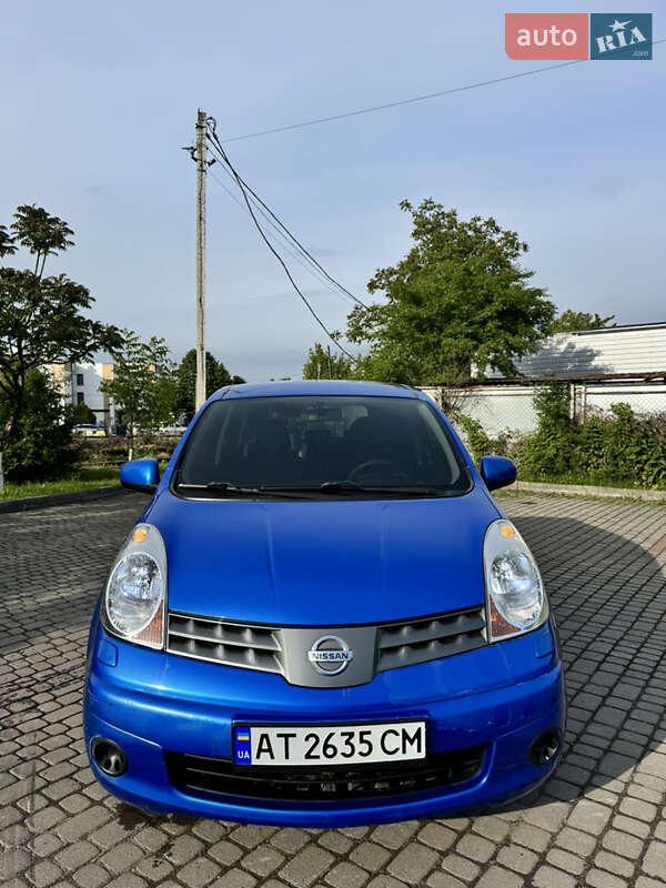Хэтчбек Nissan Note 2008 в Ивано-Франковске