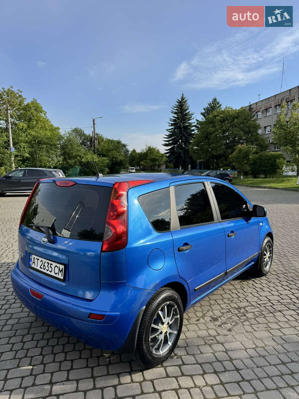 Хэтчбек Nissan Note 2008 в Ивано-Франковске