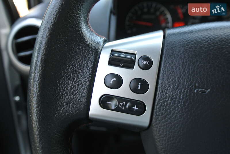 Хэтчбек Nissan Note 2009 в Черновцах