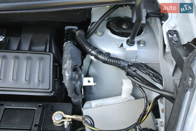 Хэтчбек Nissan Note 2009 в Черновцах