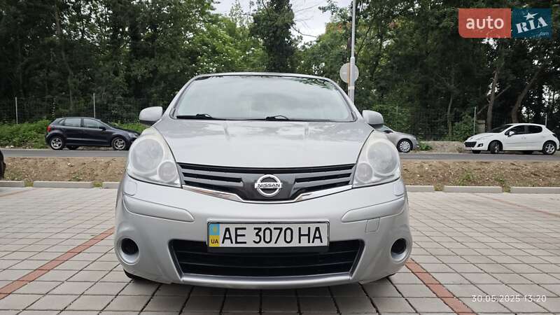 Хэтчбек Nissan Note 2012 в Днепре