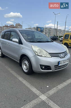 Хэтчбек Nissan Note 2012 в Киеве