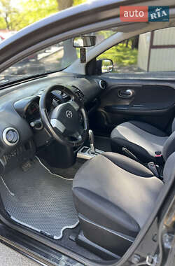 Хетчбек Nissan Note 2010 в 