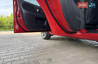 Хетчбек Nissan Note 2010 в 
