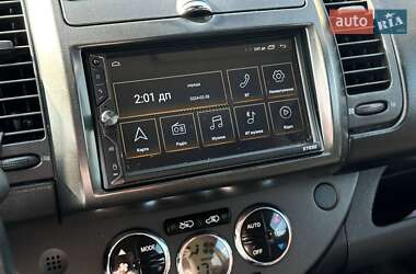 Хэтчбек Nissan Note 2007 в 