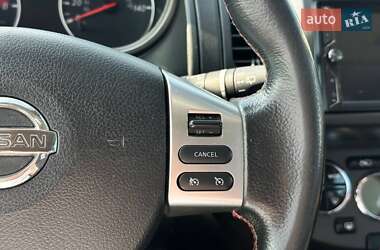 Хэтчбек Nissan Note 2007 в 