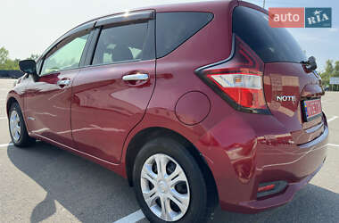 Хэтчбек Nissan Note 2016 в 