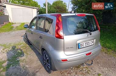 Хэтчбек Nissan Note 2008 в 