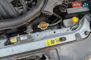 Хетчбек Nissan Note 2010 в 