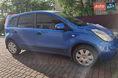 Хэтчбек Nissan Note 2008 в Калуше