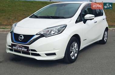 Хетчбек Nissan Note 2016 в Дніпрі