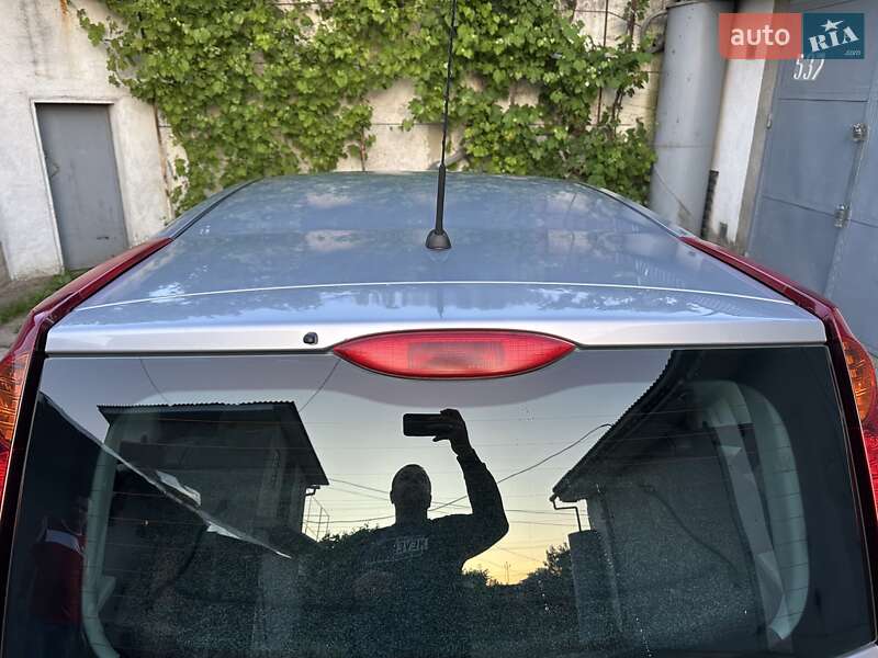 Хетчбек Nissan Note 2009 в Чернівцях