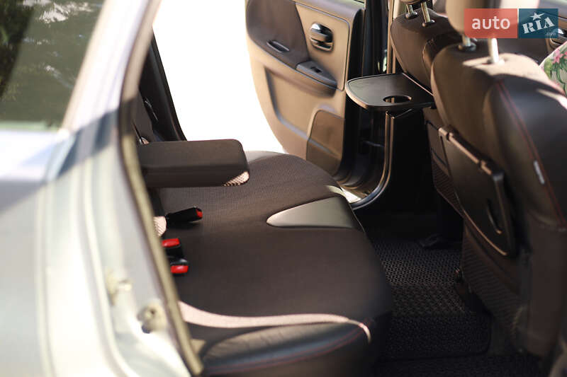 Хетчбек Nissan Note 2007 в Львові