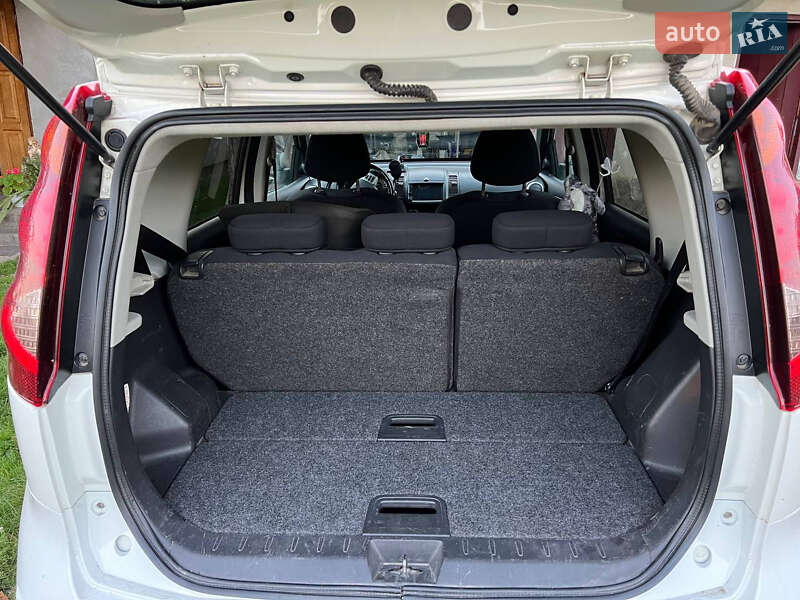 Хетчбек Nissan Note 2010 в Львові