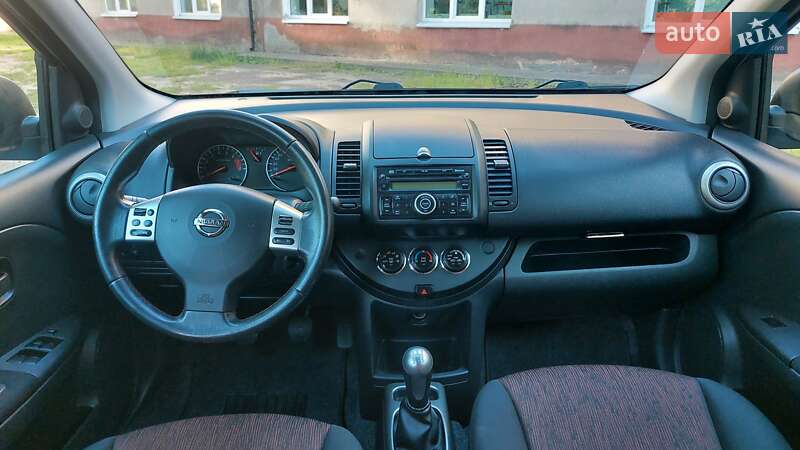 Хетчбек Nissan Note 2010 в Луцьку