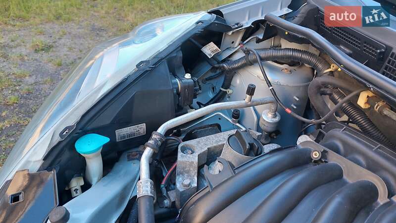 Хетчбек Nissan Note 2010 в Луцьку