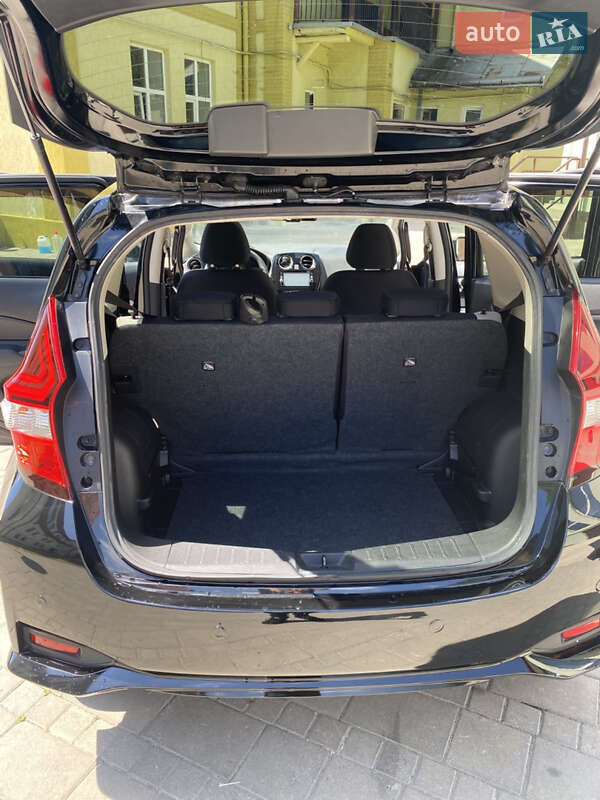 Хэтчбек Nissan Note 2017 в Львове