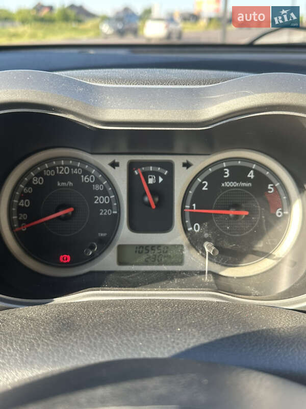 Хэтчбек Nissan Note 2006 в Луцке фото 10 Хэтчбек Nissan Note 2006 в Луцке