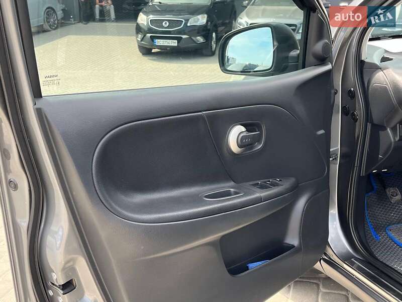 Хэтчбек Nissan Note 2011 в Львове