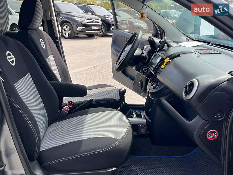 Хэтчбек Nissan Note 2011 в Львове