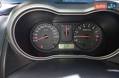 Хэтчбек Nissan Note 2007 в 